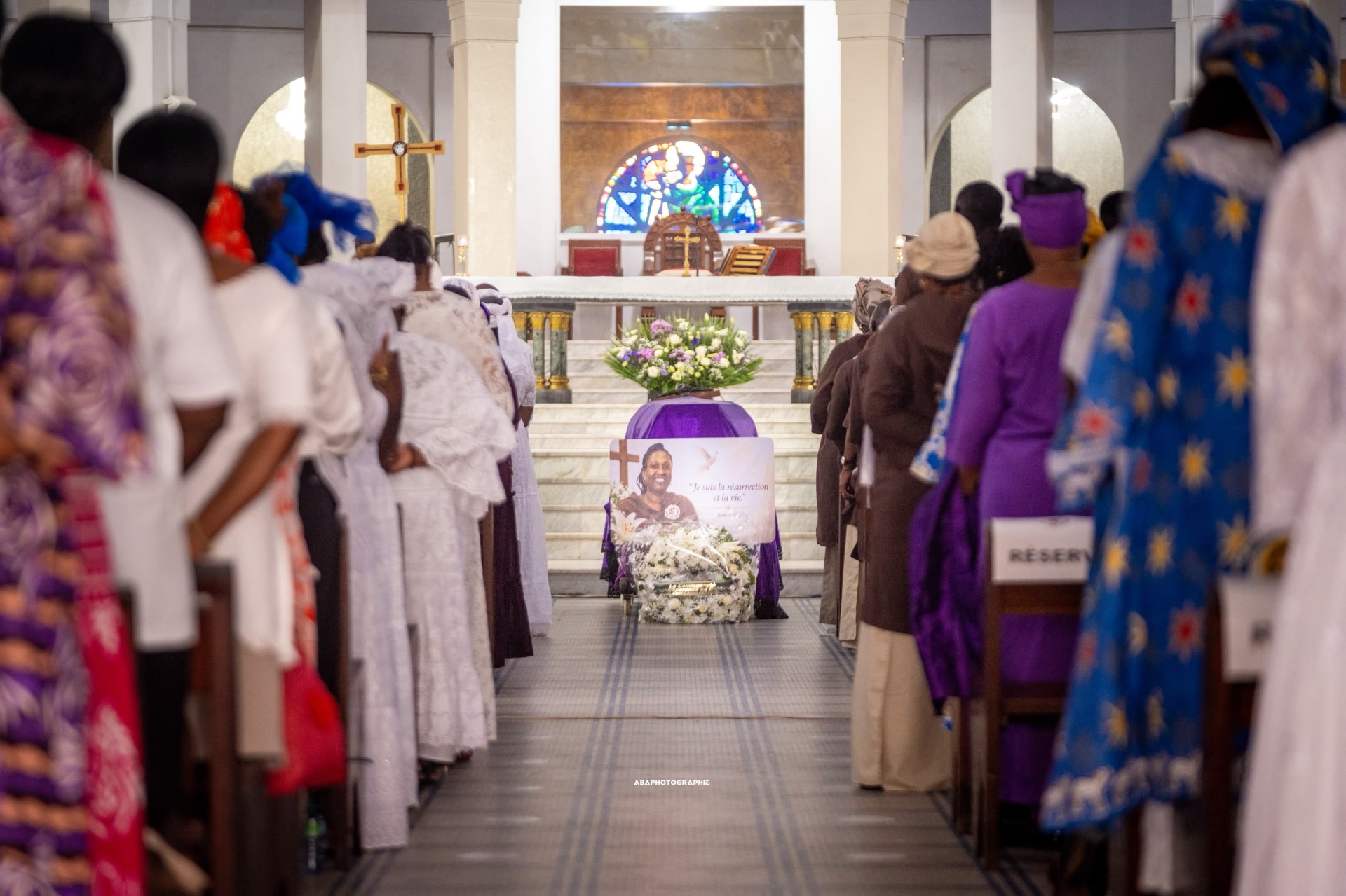 Cérémonie à la cathédrale — hommage à Émilie Faye